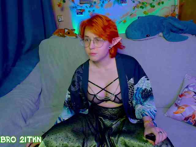 Tricky_Kitsune webcam