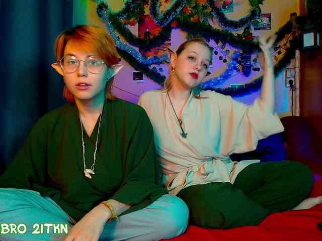 Tricky_Kitsune webcam