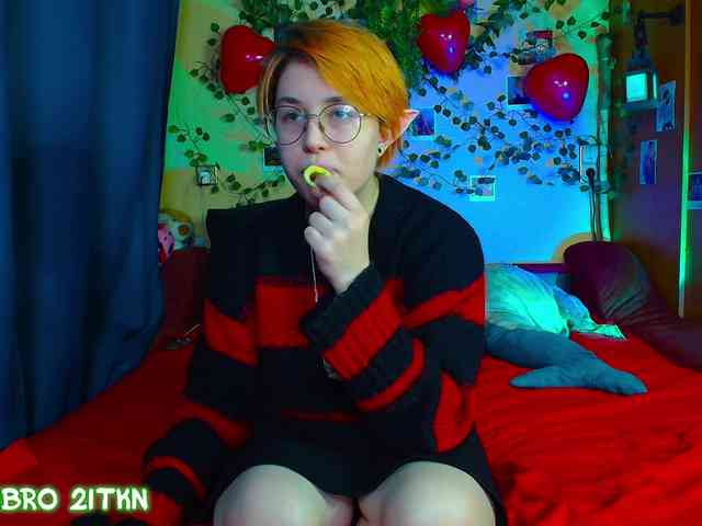 Tricky_Kitsune webcam