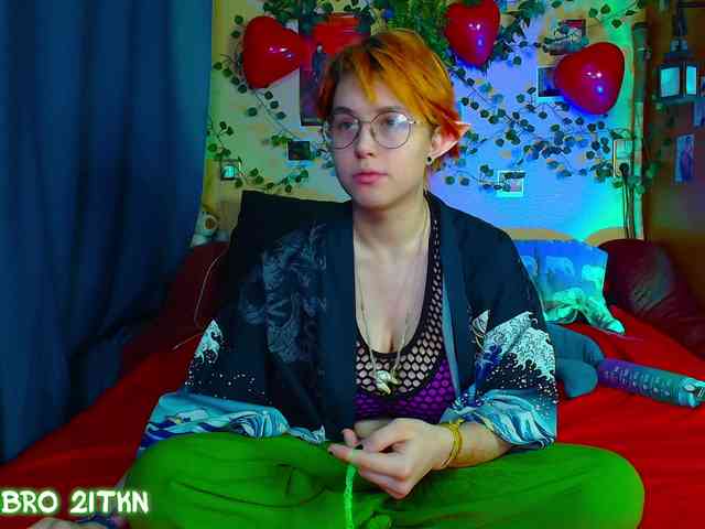 Tricky_Kitsune webcam