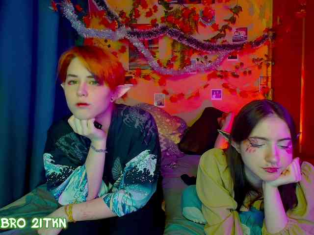 Tricky_Kitsune webcam