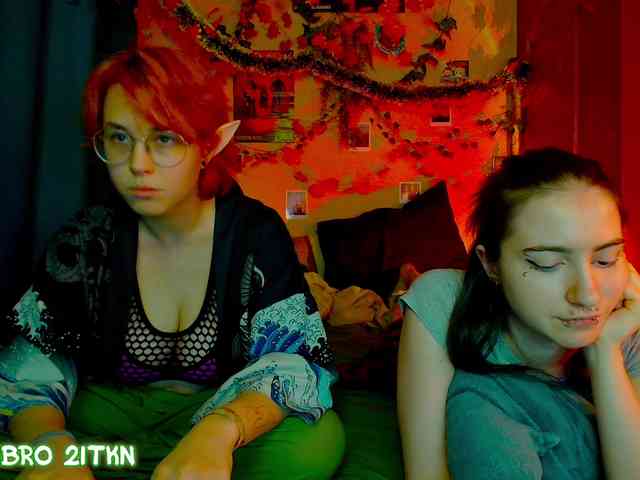 Tricky_Kitsune webcam