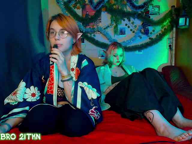 Tricky_Kitsune webcam