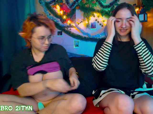 Tricky_Kitsune webcam