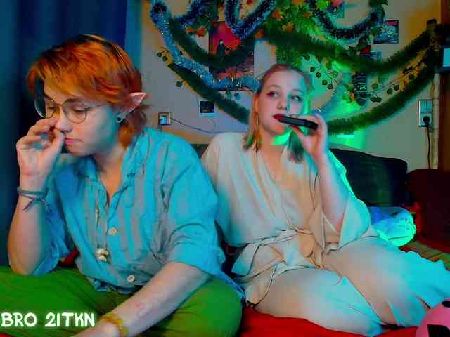 Tricky_Kitsune webcam