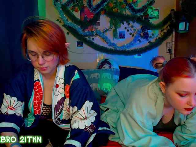 Tricky_Kitsune webcam