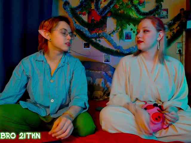 Tricky_Kitsune webcam