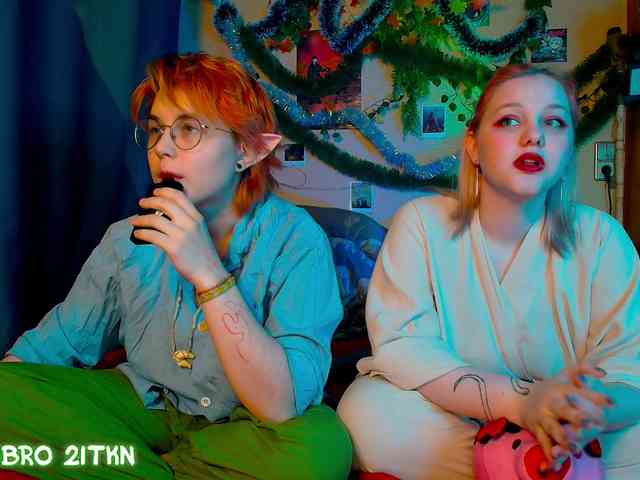 Tricky_Kitsune webcam