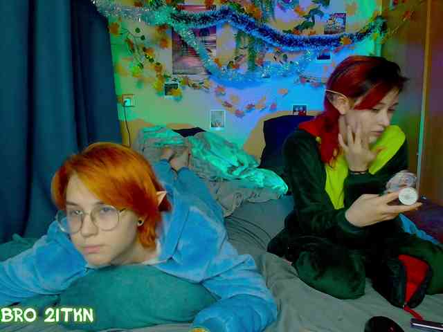 Tricky_Kitsune webcam