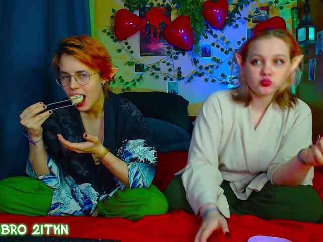 Tricky_Kitsune webcam