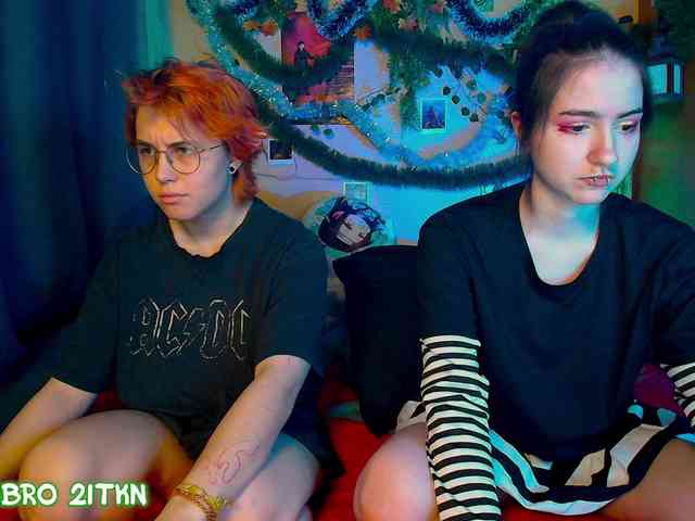 Tricky_Kitsune webcam