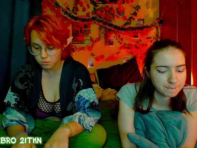 Tricky_Kitsune webcam