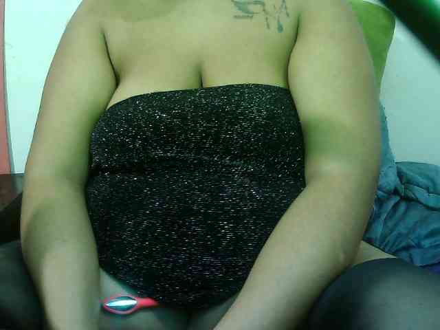 Domme_Carla_Brazil webcam