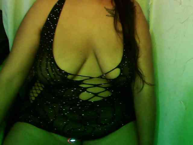 Domme_Carla_Brazil webcam