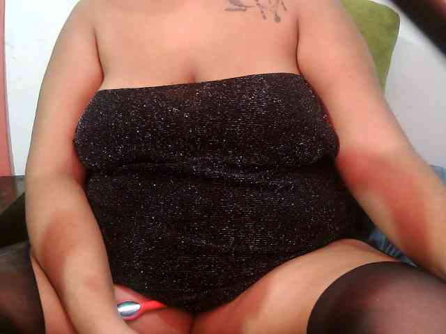 Domme_Carla_Brazil webcam