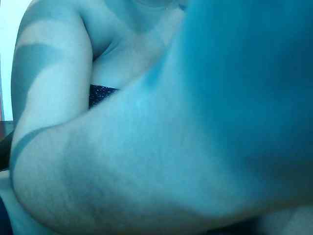 Domme_Carla_Brazil webcam