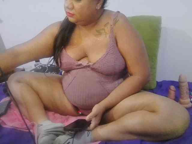 Domme_Carla_Brazil webcam