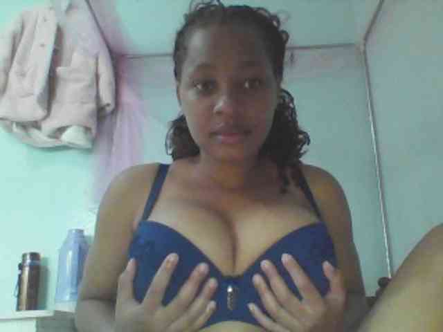 Andeyo123 webcam