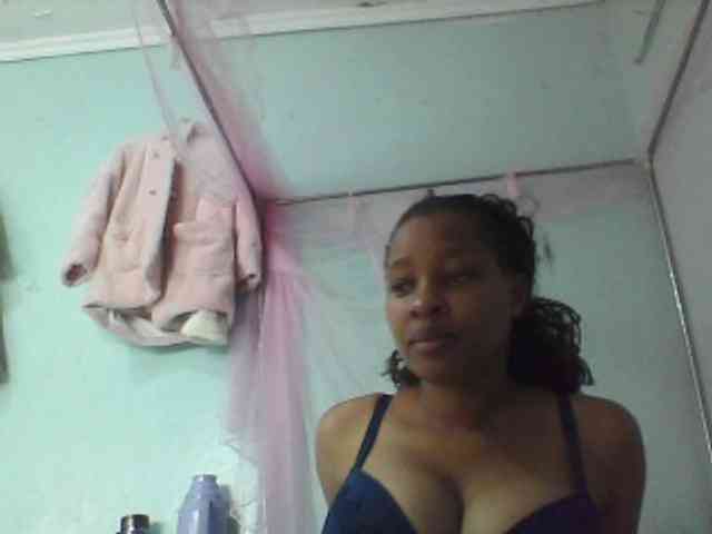 Andeyo123 webcam