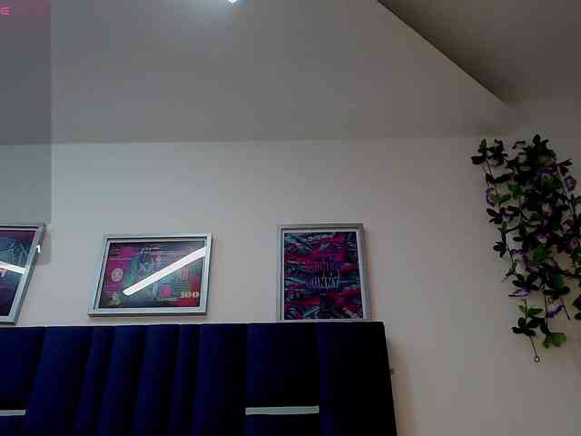 Alana-Jonness webcam