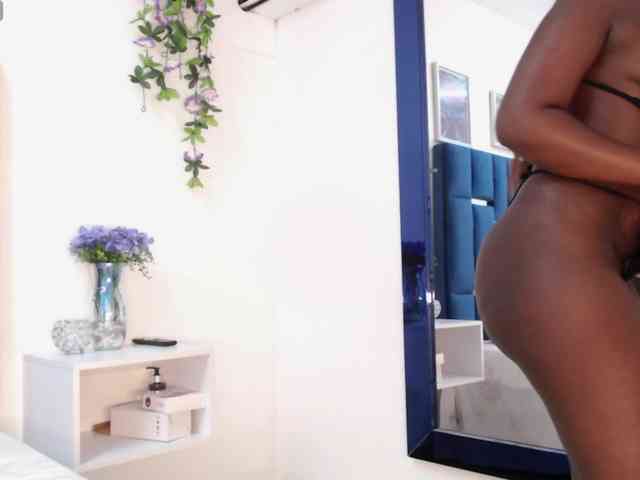 Alana-Jonness webcam