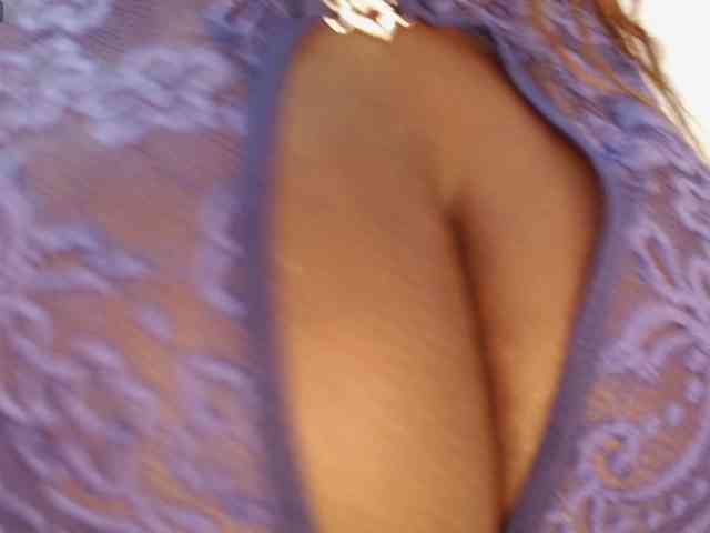 Alana-Jonness webcam