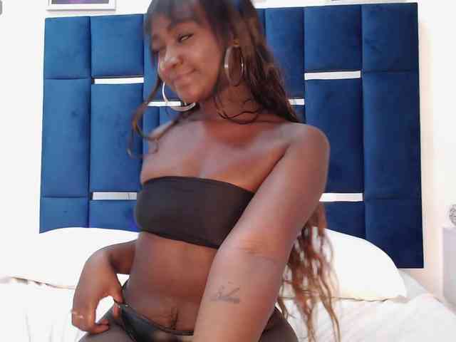 Alana-Jonness webcam