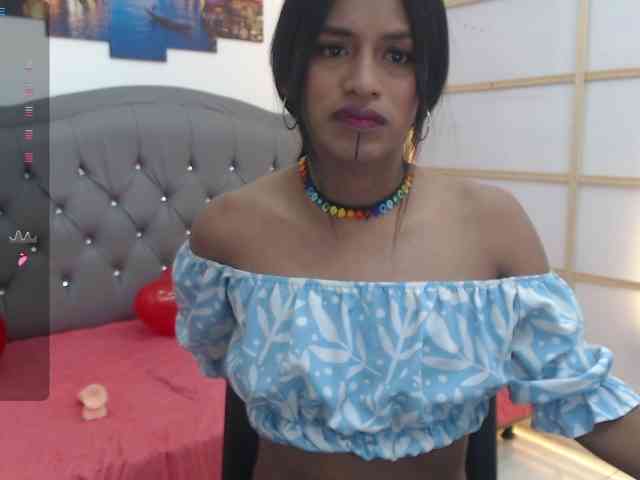 enyelin Live Webcam on BongaCams