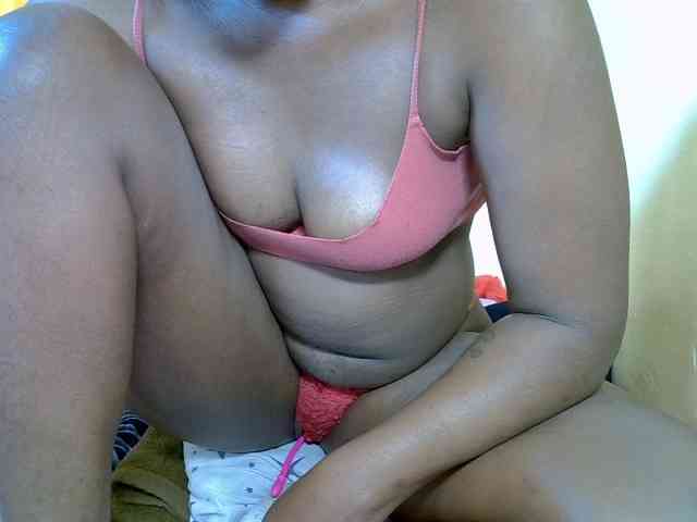 SexyBettie webcam