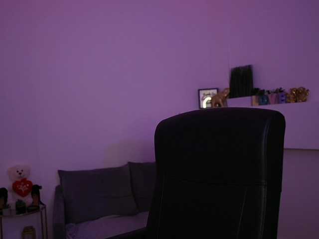 leokitty's BongaCams show and profile