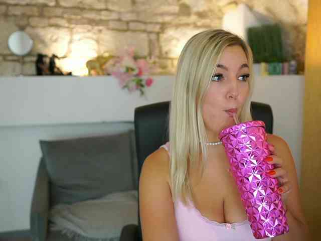 leokitty webcam