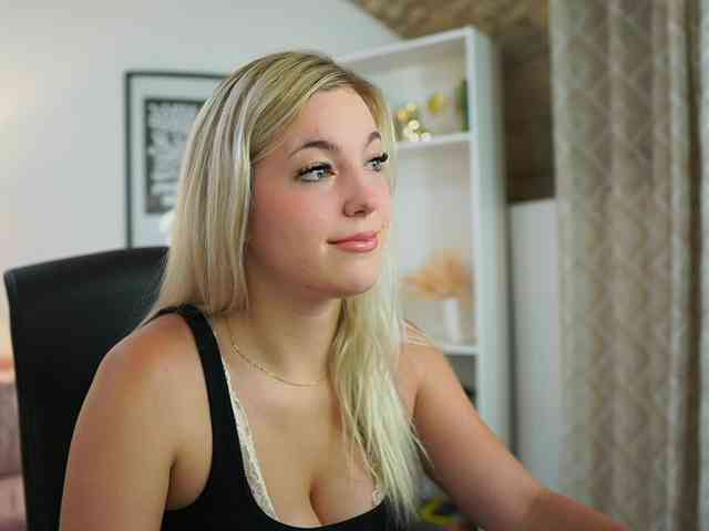 leokitty webcam