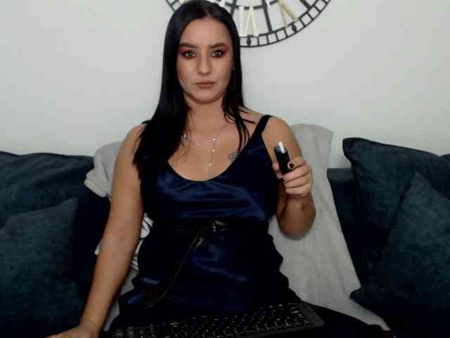 MistressEvva webcam