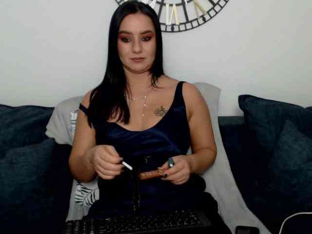 MistressEvva webcam
