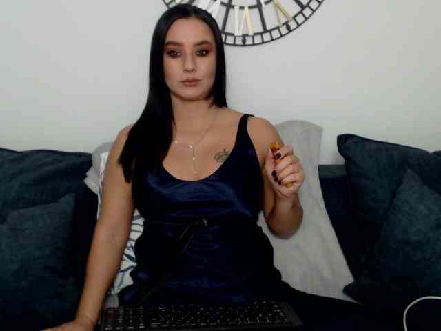 MistressEvva webcam