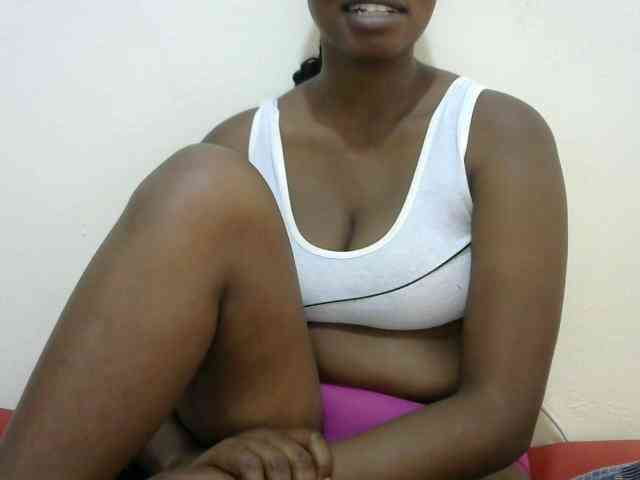 prettyebony1 webcam