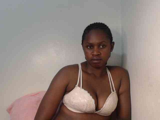 prettyebony1 webcam