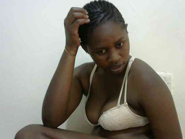 prettyebony1 webcam