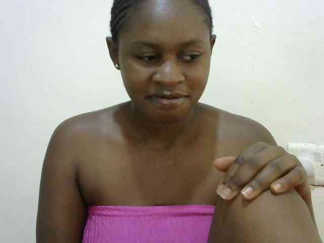 prettyebony1 webcam