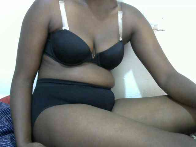 prettyebony1 webcam