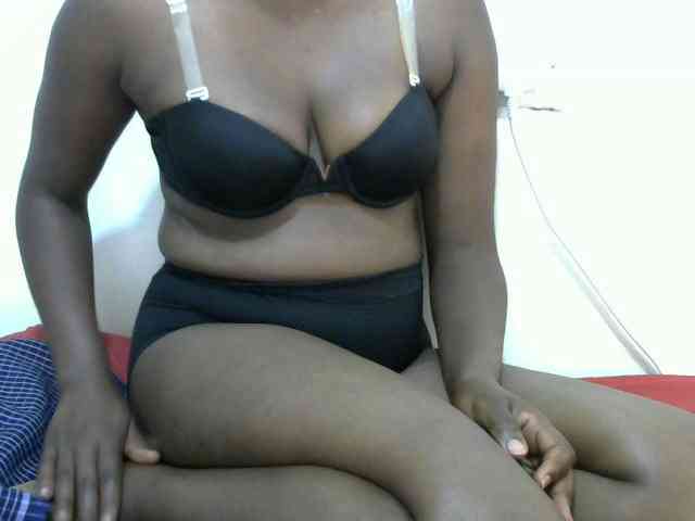prettyebony1 webcam