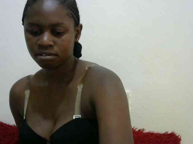 prettyebony1 webcam