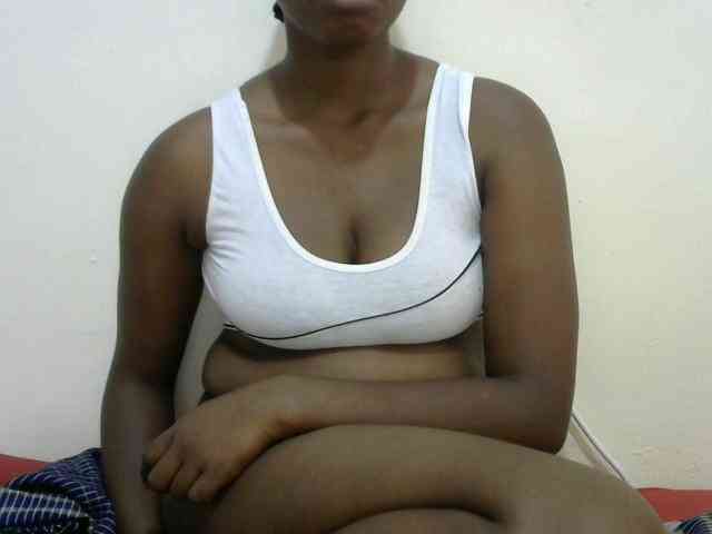 prettyebony1 webcam