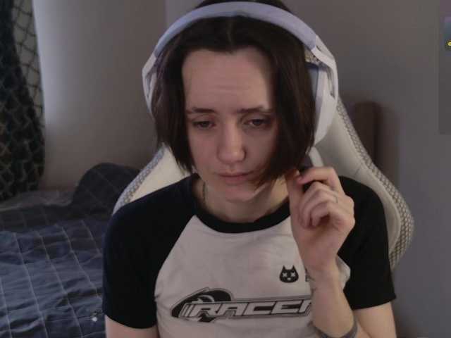 LunaL0ve's BongaCams show and profile