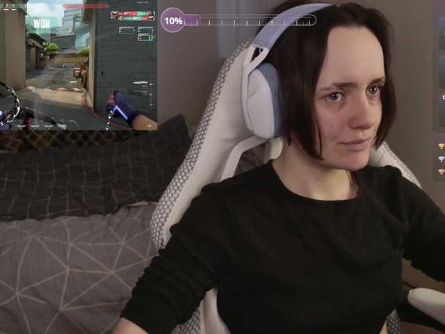 LunaL0ve's BongaCams show and profile