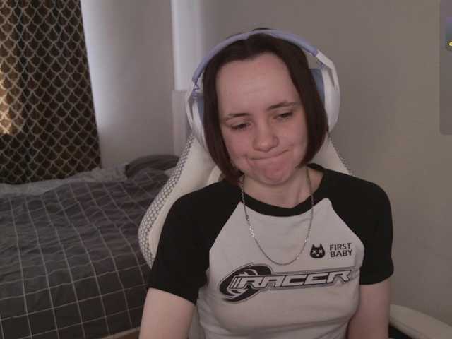 LunaL0ve's BongaCams show and profile