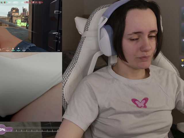 LunaL0ve's BongaCams show and profile