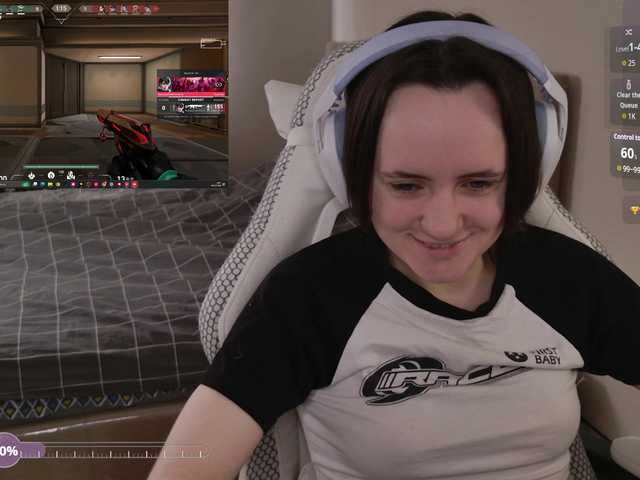 LunaL0ve's BongaCams show and profile