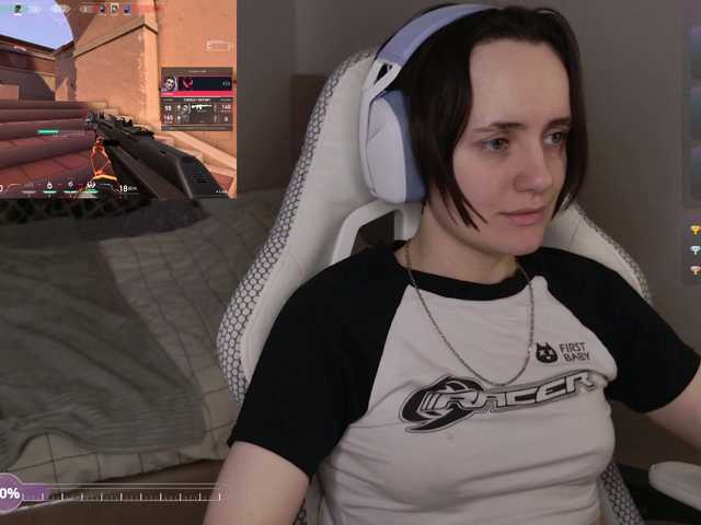 LunaL0ve's BongaCams show and profile