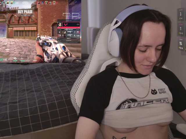 LunaL0ve's BongaCams show and profile